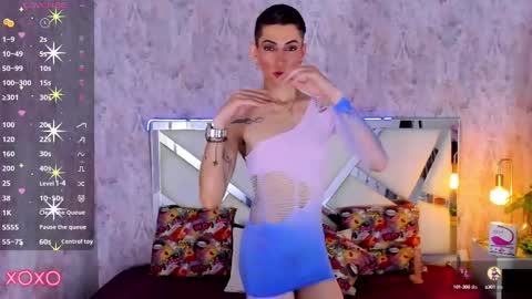 Snapshot of dominic_thailor chatting on 10/03/25, 02:25 Dominic online show from 10/03/25, 02:25