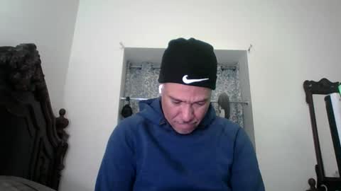 luis online show from 03/28/26, 08:41