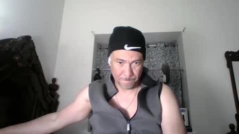 luis online show from 04/06/26, 04:46