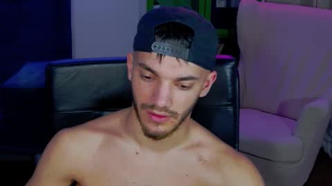 dominicvalente online show from 11/08/25, 02:23