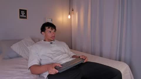 Dominik Drake online show from 04/21/26, 12:22