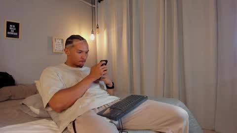 Dominik Drake online show from 04/28/26, 12:21