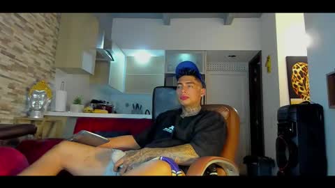 Only fans Ronnie col---InstaRonniecolleman  online show from 10/20/25, 02:23