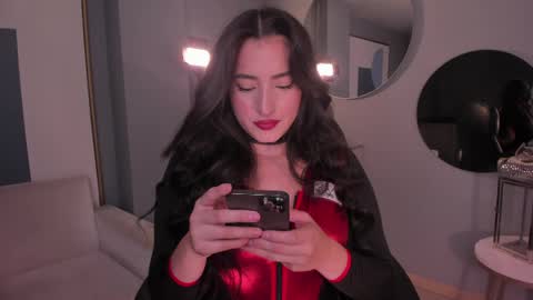 Snapshot of dominiquevega_ chatting on 03/30/26, 12:44 Dominique online show from 03/30/26, 12:44