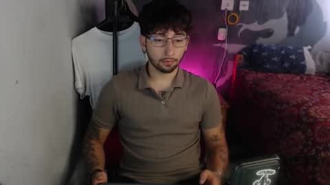 dominus_kane online show from 11/08/25, 03:01