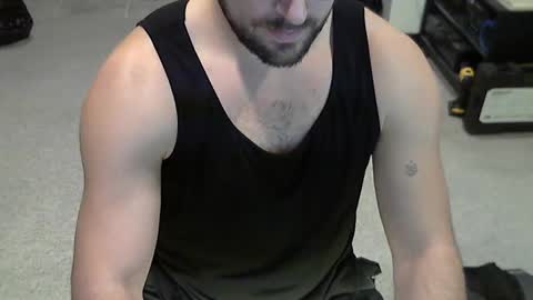 Snapshot of domjfriesen1541 chatting on 12/25/24, 10:48 domjfriesen1541 online show from 12/25/24, 10:48