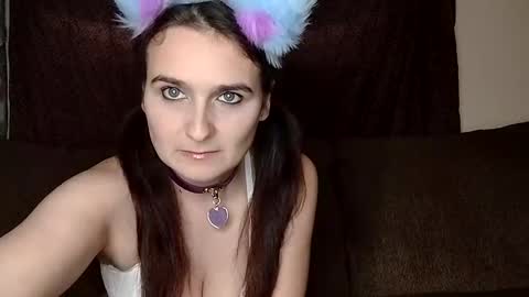 Snapshot of dommekitten1 chatting on 01/29/25, 08:56 Fun couple online show from 01/29/25, 08:56