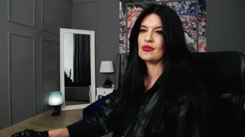 Dom Melisa online show from 12/12/24, 02:15