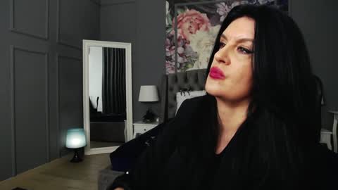 Dom Melisa online show from 01/25/25, 12:59