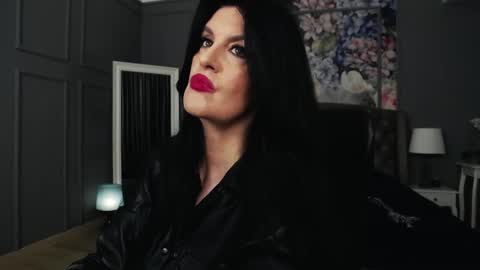 Dom Melisa online show from 10/10/25, 07:35