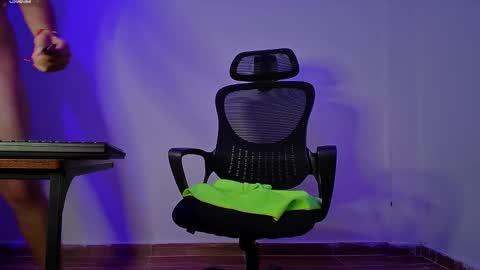 Donat Independent Model online show from 02/07/25, 04:56