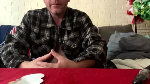 Snapshot of dondoin chatting on 02/26/26, 12:37 live online show from 02/26/26, 12:37