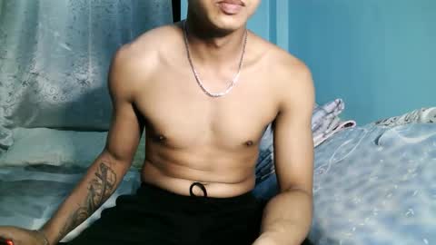 Snapshot of dongshei10 chatting on 10/21/25, 03:02 dongshei10 online show from 10/21/25, 03:02