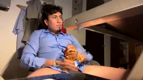 Snapshot of donkeyguy92 chatting on 01/23/25, 05:45 DONK CHIMBO --- ---- SEX ADDICT online show from 01/23/25, 05:45