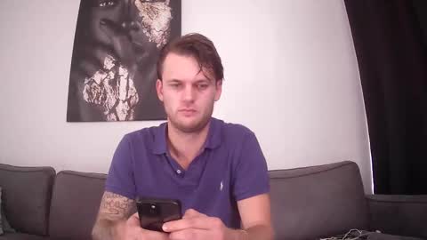 Snapshot of donn053 chatting on 10/01/25, 01:06 Papi online show from 10/01/25, 01:06