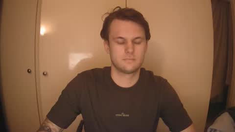 Snapshot of donn053 chatting on 03/26/26, 09:31 Papi online show from 03/26/26, 09:31