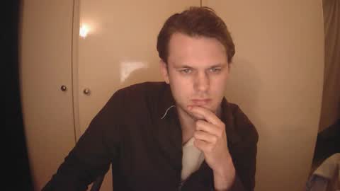 Snapshot of donn053 chatting on 03/27/26, 11:48 Papi online show from 03/27/26, 11:48