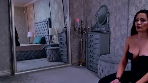 Donna online show from 01/07/26, 06:54