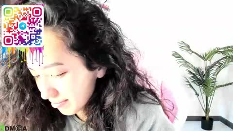 Aura online show from 09/11/25, 03:50