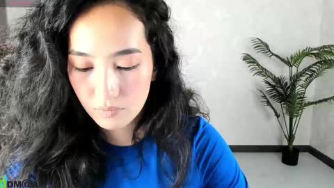 Aura online show from 09/12/25, 08:58