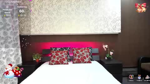 Snapshot of donnaaa_evans chatting on 12/13/24, 12:20 Donna On GMT2 Mon-Fri 3-9 AM online show from 12/13/24, 12:20