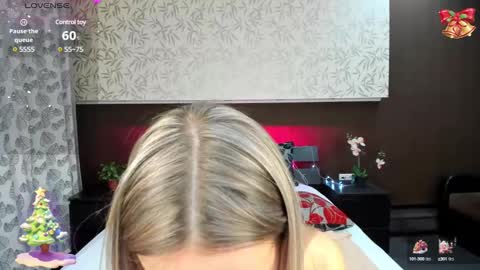 Snapshot of donnaaa_evans chatting on 01/07/25, 02:53 Donna On GMT2 Mon-Fri 3-9 AM online show from 01/07/25, 02:53