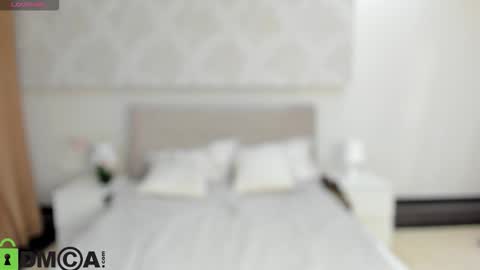 Snapshot of donnaaa_evans chatting on 11/13/25, 12:09 Donna On GMT2 Mon-Fri 3-9 AM online show from 11/13/25, 12:09