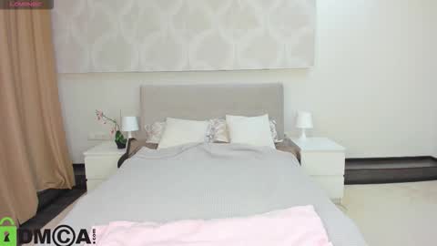 Snapshot of donnaaa_evans chatting on 02/08/26, 11:52 Donna On GMT2 Mon-Fri 3-9 AM online show from 02/08/26, 11:52