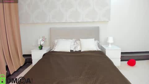 Snapshot of donnaaa_evans chatting on 02/23/26, 11:57 Donna On GMT2 Mon-Fri 3-9 AM online show from 02/23/26, 11:57