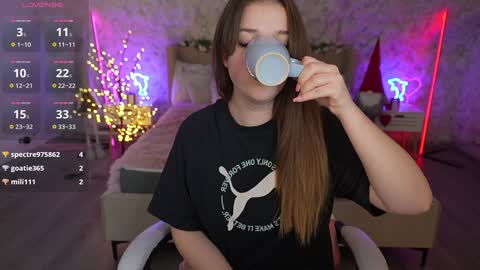 DONNA online show from 01/03/25, 03:27