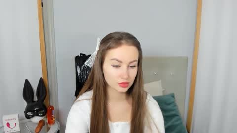 Snapshot of donnasensual chatting on 12/21/25, 05:09 DonnaSensual online show from 12/21/25, 05:09