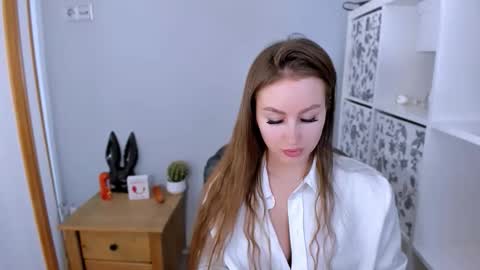 Snapshot of donnasensual chatting on 01/13/26, 10:04 DonnaSensual online show from 01/13/26, 10:04