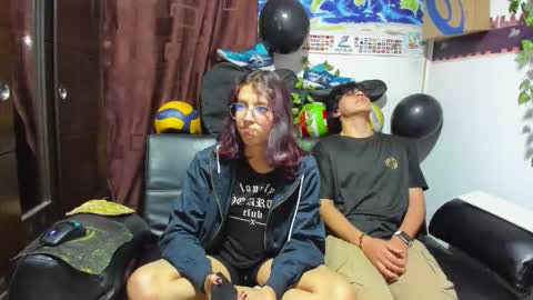 Snapshot of donuts_dd chatting on 09/11/25, 08:58 Donuts DD online show from 09/11/25, 08:58