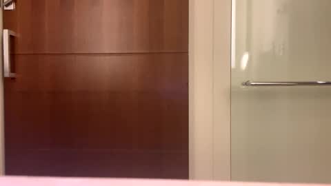 donwyan4 online show from 09/23/25, 08:06