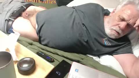 Snapshot of doouugcumming chatting on 06/09/26, 10:16 cummingdoouug online show from 06/09/26, 10:16