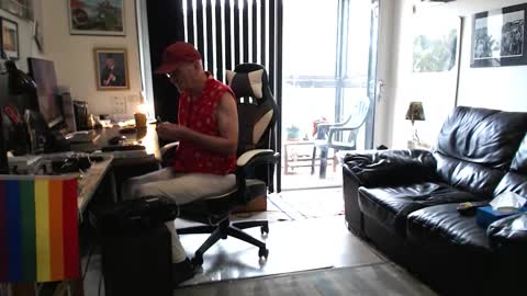 dopeleaf2 online show from 10/07/25, 11:18