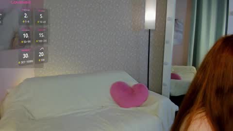 Dora EXOMI online show from 11/18/25, 01:00