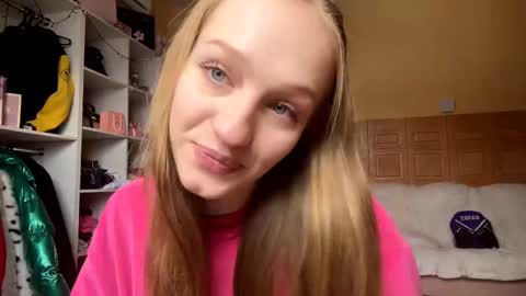 Anika online show from 03/03/26, 11:16