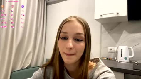 Anika online show from 06/14/26, 08:44