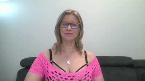 DoreenSexy online show from 11/30/25, 05:28