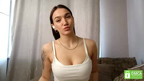 Jacqueline online show from 05/12/26, 05:26