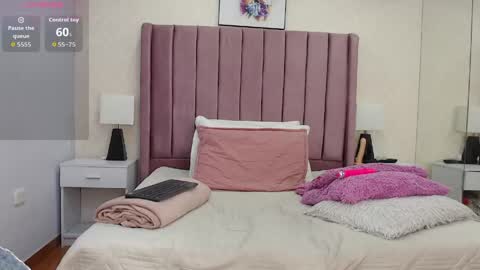 Anny online show from 04/26/26, 12:25