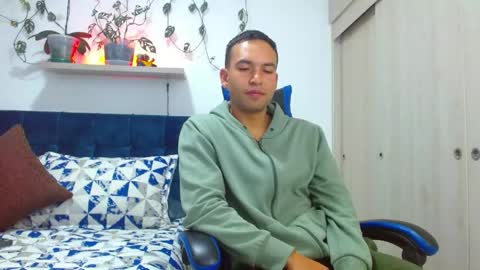 dorian_h online show from 05/17/26, 03:08