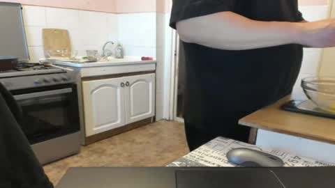 menu  below online show from 05/09/26, 12:54