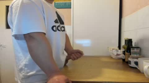 menu  below online show from 05/13/26, 10:23