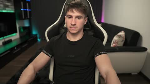 Dorian Reyes online show from 02/06/25, 12:43