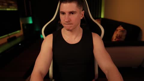 Dorian Reyes online show from 03/09/25, 01:14