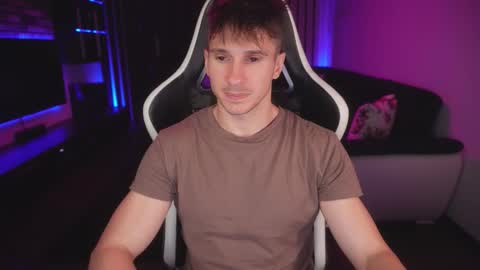 Dorian Reyes online show from 09/11/25, 09:04