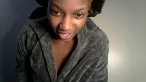 Snapshot of dorians_black chatting on 06/11/26, 10:30 dorians black online show from 06/11/26, 10:30