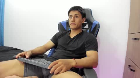 dorman_boy online show from 11/07/25, 02:00